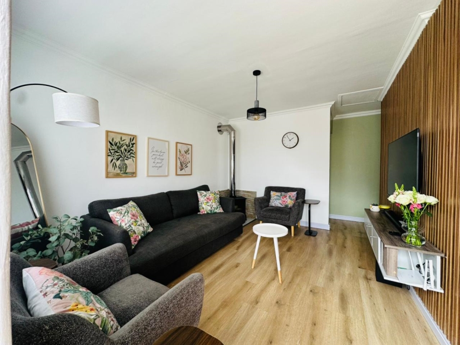 To Let 3 Bedroom Property for Rent in Klapmuts Western Cape